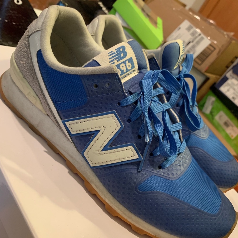New balance 696 women size 6 shoes